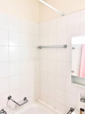 Studio | Bathroom | Hair dryer