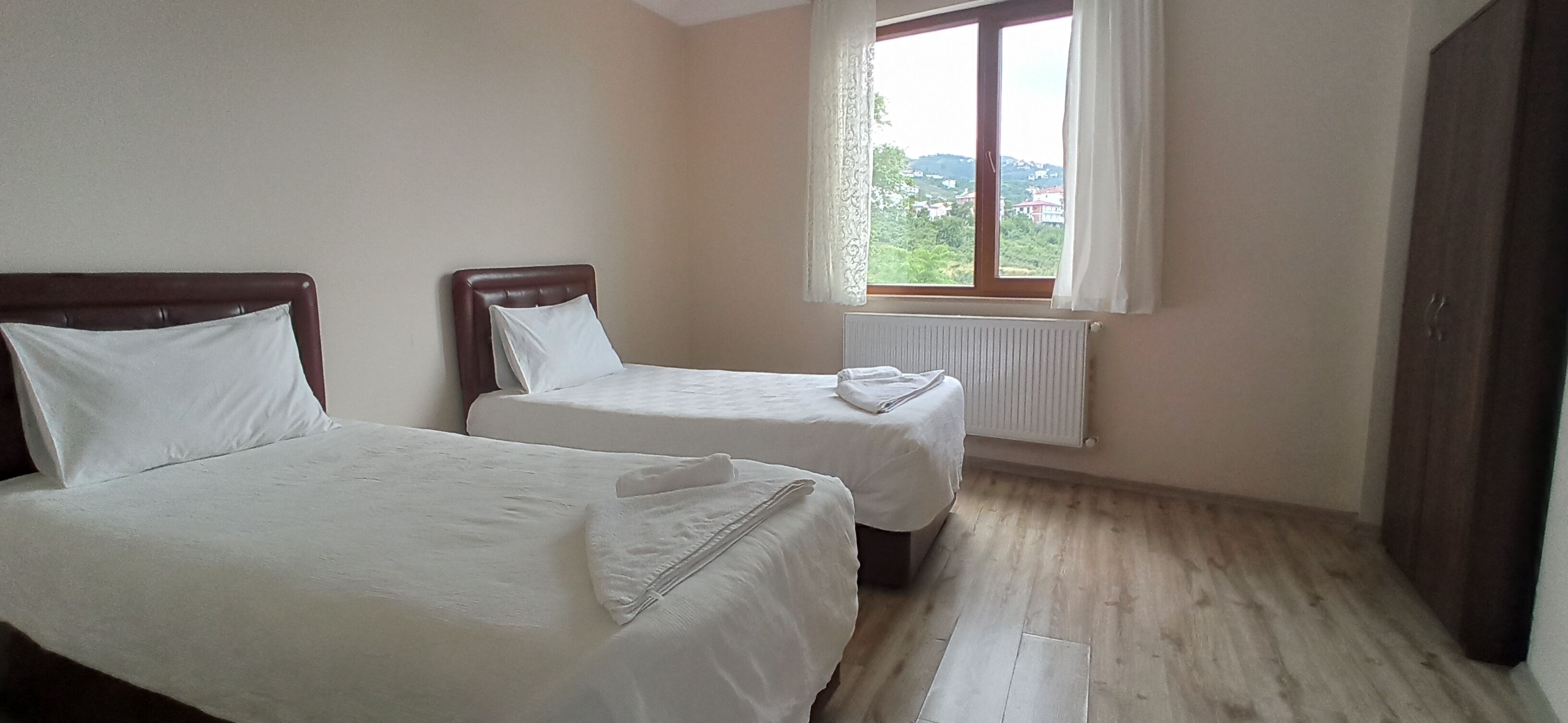 Iron/ironing board, free WiFi