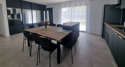 Detached villa in the countryside between Toulouse and Albi for up to 6 people