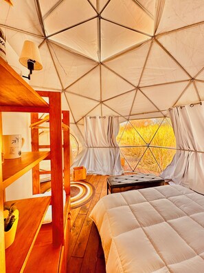 Family Bungalow, 1 Bedroom | 1 bedroom, free WiFi, bed sheets