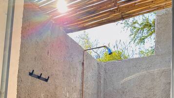 Regadera en el baño