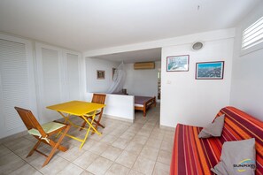 4 slaapkamers, een strijkplank/strijkijzer, wifi, beddengoed