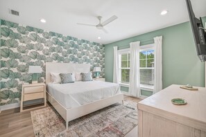 4 bedrooms, iron/ironing board, free WiFi, bed sheets - 30 A-mazing. 4 bd, Private Heated Pool, 6 Seater Golf Cart and Bikes! (Santa Rosa Beach)