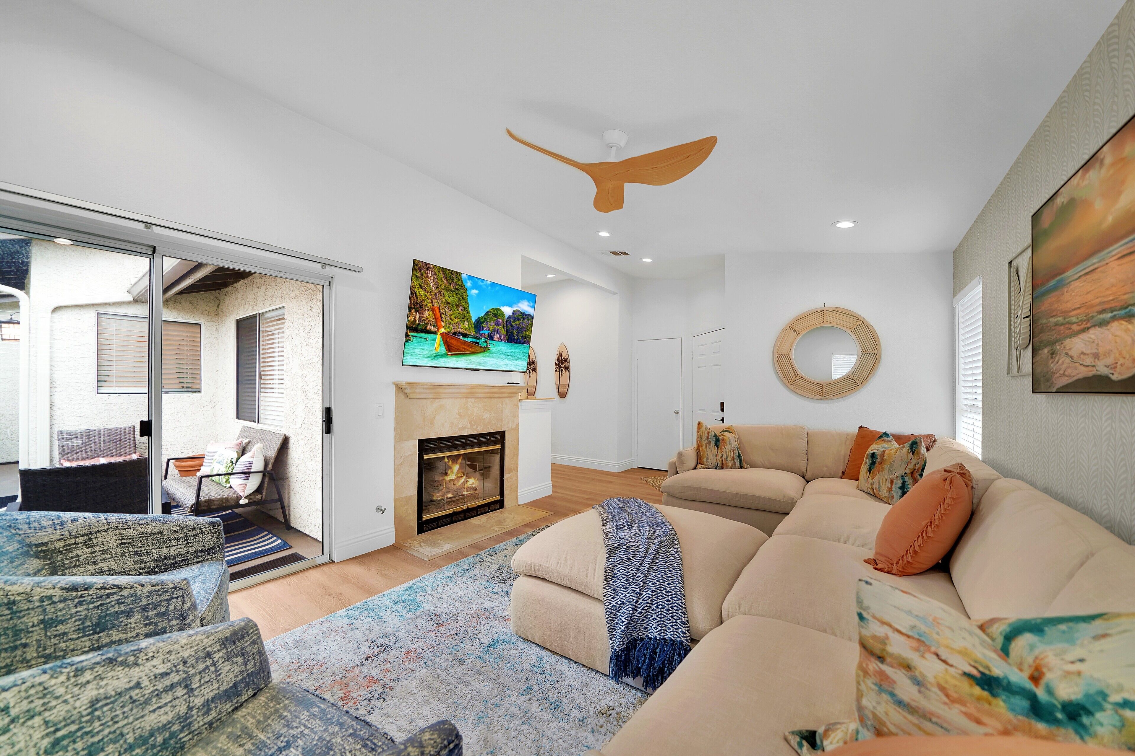 Gorgeous! Walk to Beach! Pool & Patio! Fireplace! – It’s ‘JUST BEACHY’!
