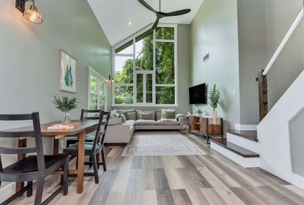 تلفزيون ذكي، كُتُب