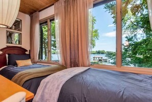 4 habitaciones, escritorio, tabla de planchar con plancha y wifi gratis