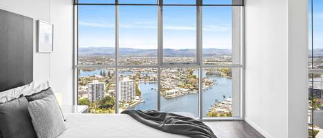 2 makuuhuonetta, silitysrauta/-lauta, ilmainen Wi-Fi, vuodevaatteet