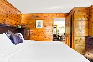4 bedrooms, iron/ironing board, travel cot, free WiFi