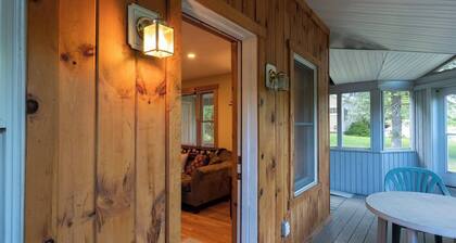 The Lake George Village House|EV Charger|King Bed|Outdoor Dining|Walkable