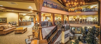 Wisconsin Dells Adventure! Glacier Canyon Resort w/Access to Water Parks!