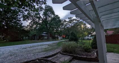 Lakeside Retreat: Serene 3-BR Cabin Nestled in Woods by Truman Lake