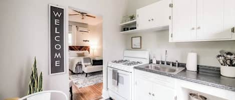 Fridge, microwave, oven, stovetop