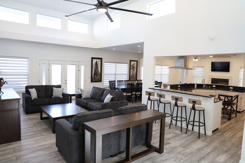 Scenic view Spacious Home