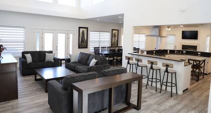 Scenic view Spacious Home