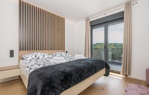 3 Schlafzimmer, kostenloses WLAN, Bettwäsche