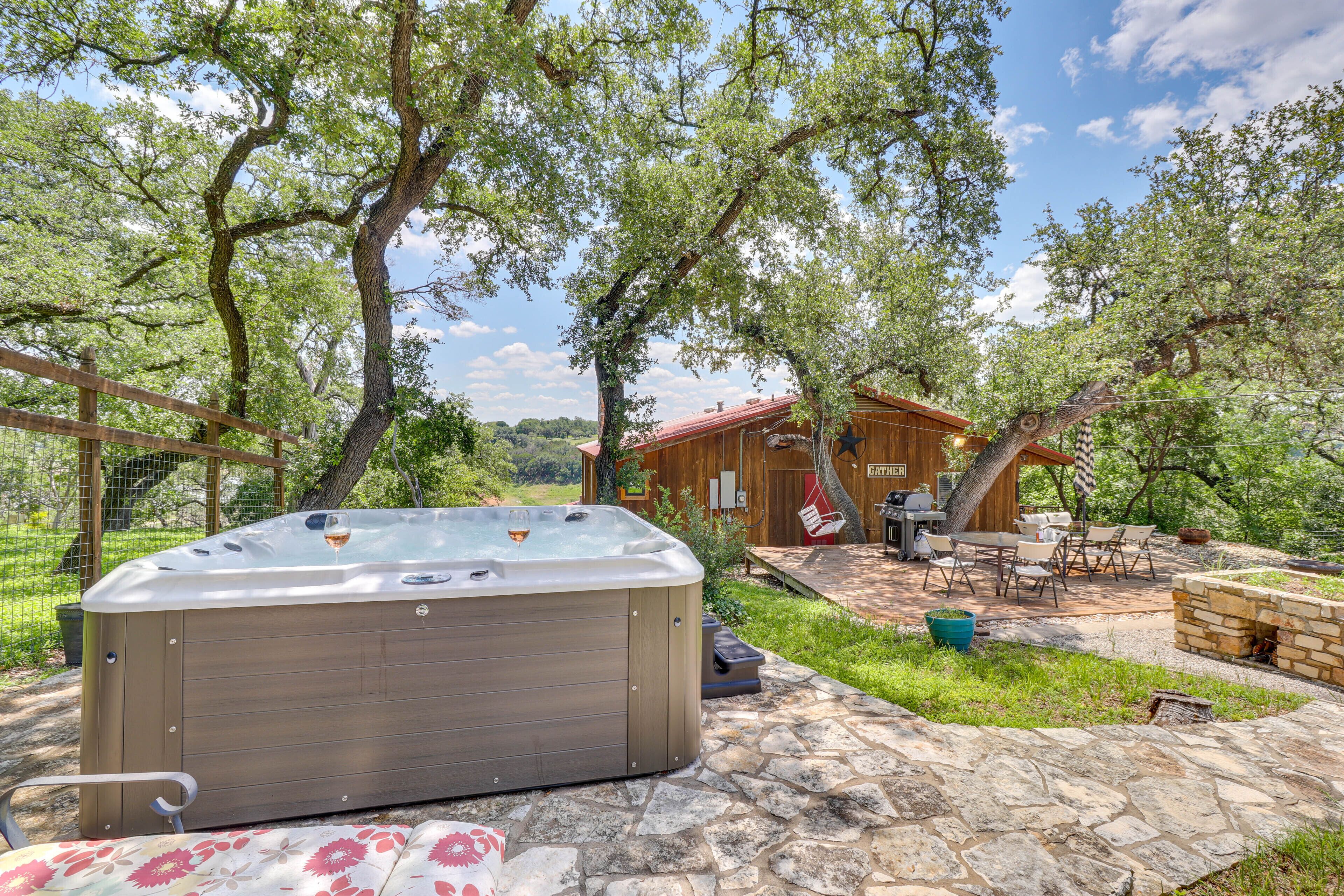 Waterfront Spicewood Home: Deck, Fire Pit & Grill