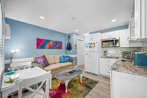 Smart-TV, Smart Speakers