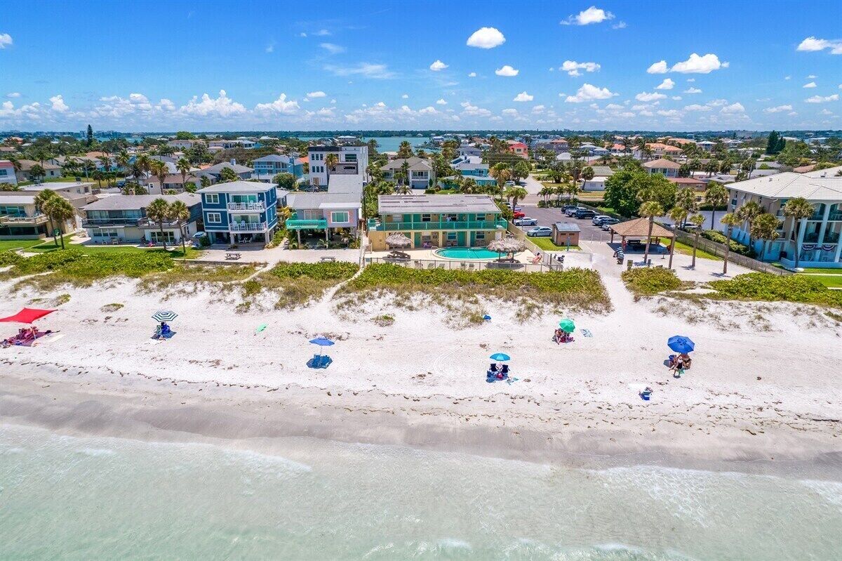 Nära stranden och strandhanddukar
