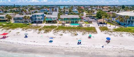 بالقرب من الشاطئ، مناشف للشاطئ