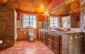Bathtub