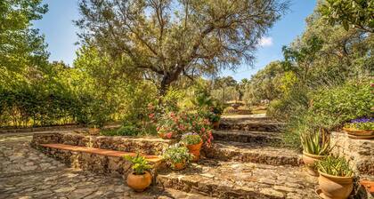 6 bedroom gorgeous home in Ronda