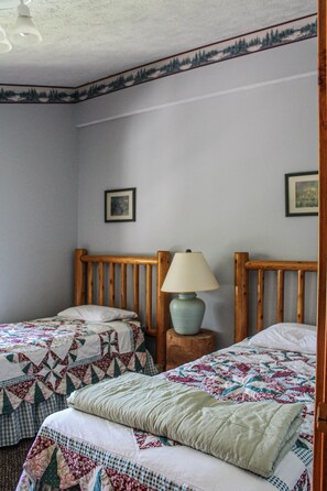 Room - Suite 6 - Pyramid Point (Glen Arbor)