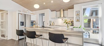 Lovely home in Oksbøl with sauna