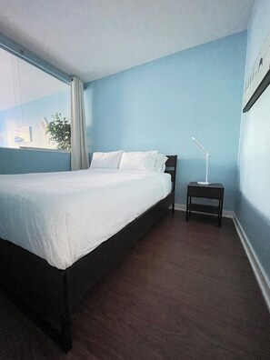 1 bedroom, desk, iron/ironing board, free WiFi