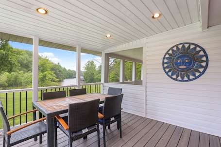 Outdoor dining. Lakefront Condo w/ Boat Launch! 20 Min to Smith Mtn Lake State Park!