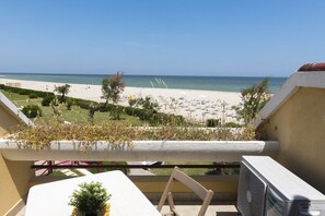 Outdoor dining - SE013 - Senigallia, one room apartment in the Piramidi residence (Senigallia)