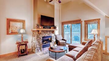 TV, fireplace, offices