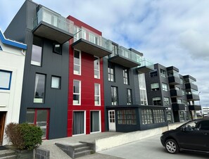 Front of property - Hotel Aska (Reykjavik)