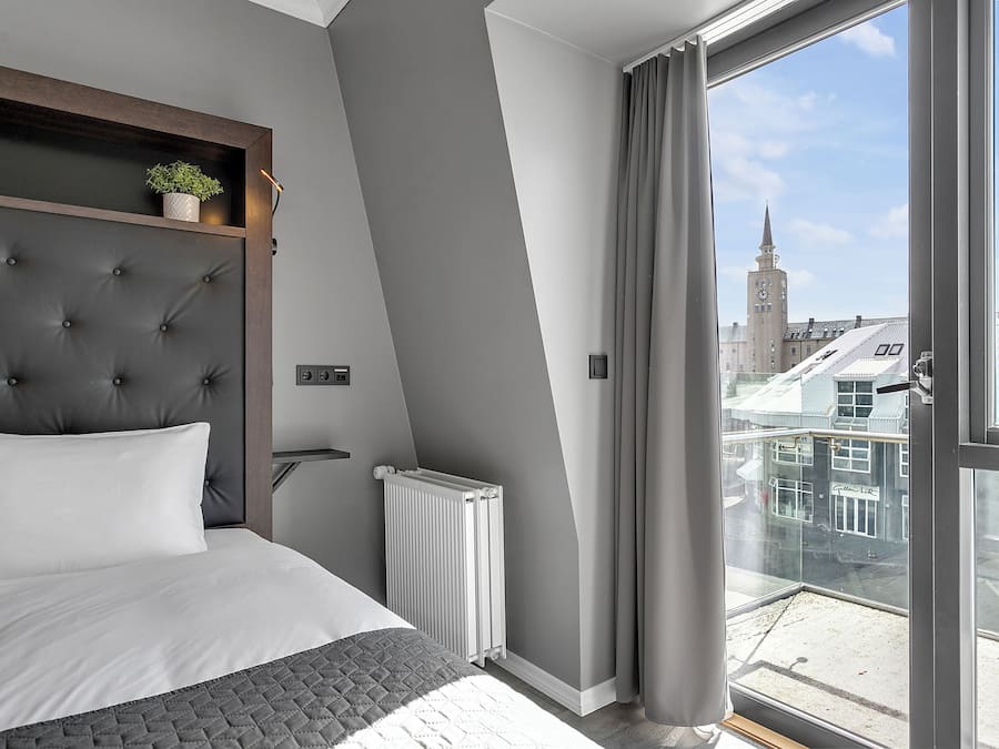 Standard Twin Room | Hypo-allergenic bedding, minibar, blackout drapes, free WiFi