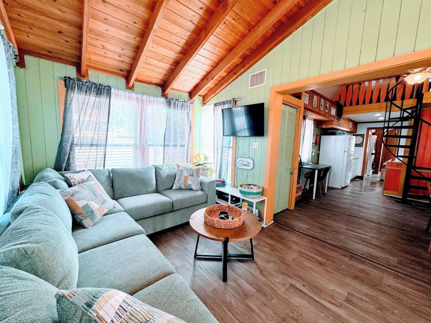 TV connectée, espaces bureaux