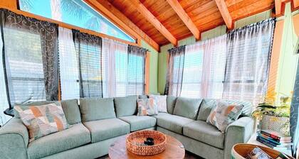 Pumba's Place - FUN, Lake, Pool- NO Cleaning fees!