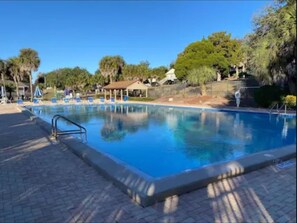 A heated pool - Pumba's Place - FUN, Lake, Pool- NO Cleaning fees! (Clermont)