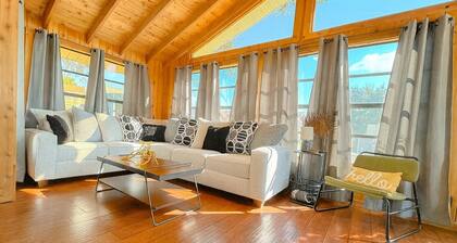 Hook's Cabin- Lake & Pool near Disney A-frame