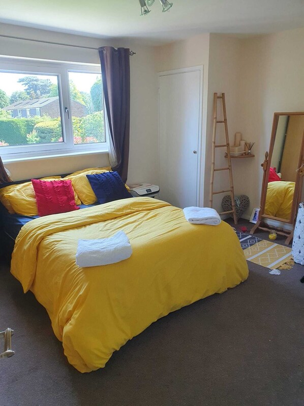 1 bedroom, iron/ironing board, WiFi, bed sheets