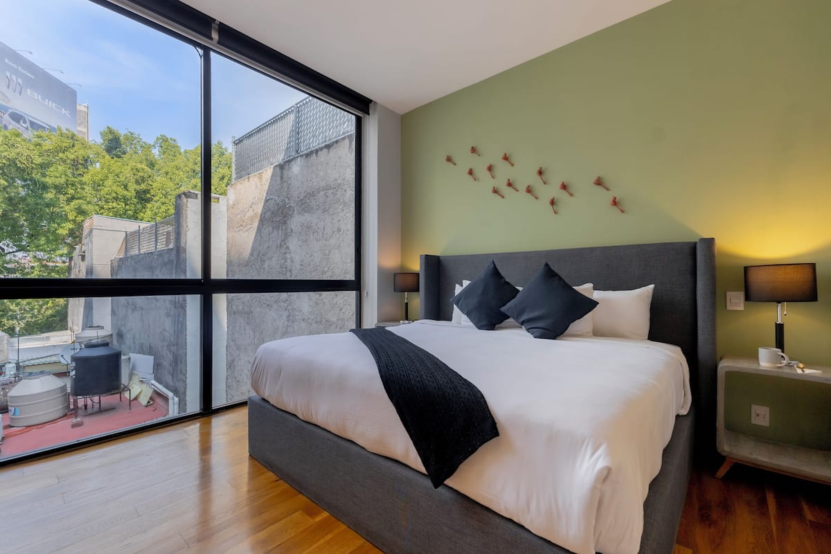 Lägenhet Premium - 2 sovrum - balkong | Sängtillbehör av högsta kvalitet och värdeförvaringsskåp på rummet