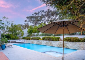 Alberca climatizada y alberca de entrenamiento