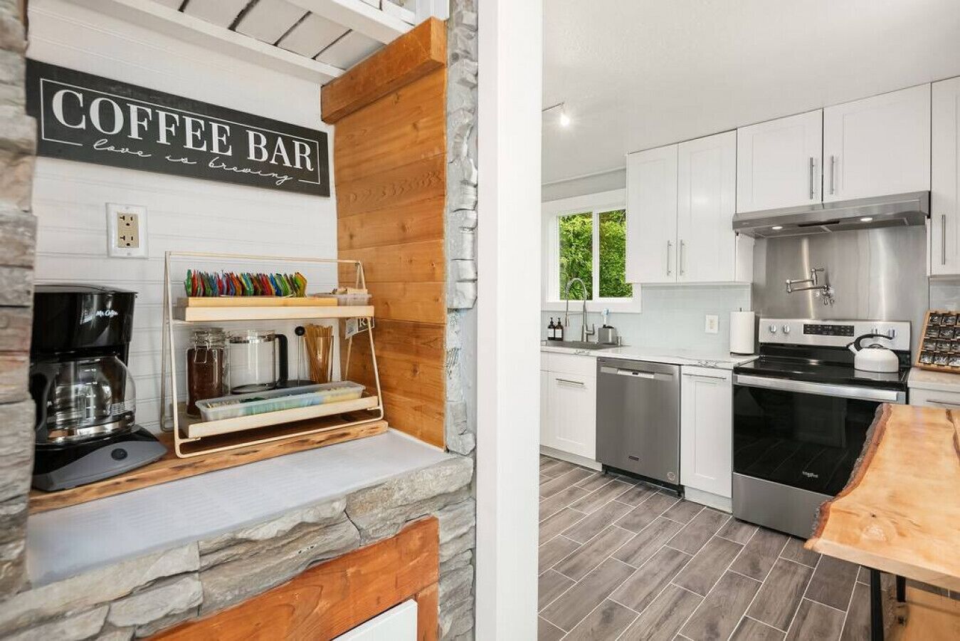 冰箱、微波炉、烤箱、炉灶