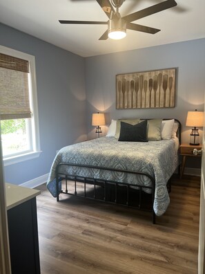 3 bedrooms, bed sheets