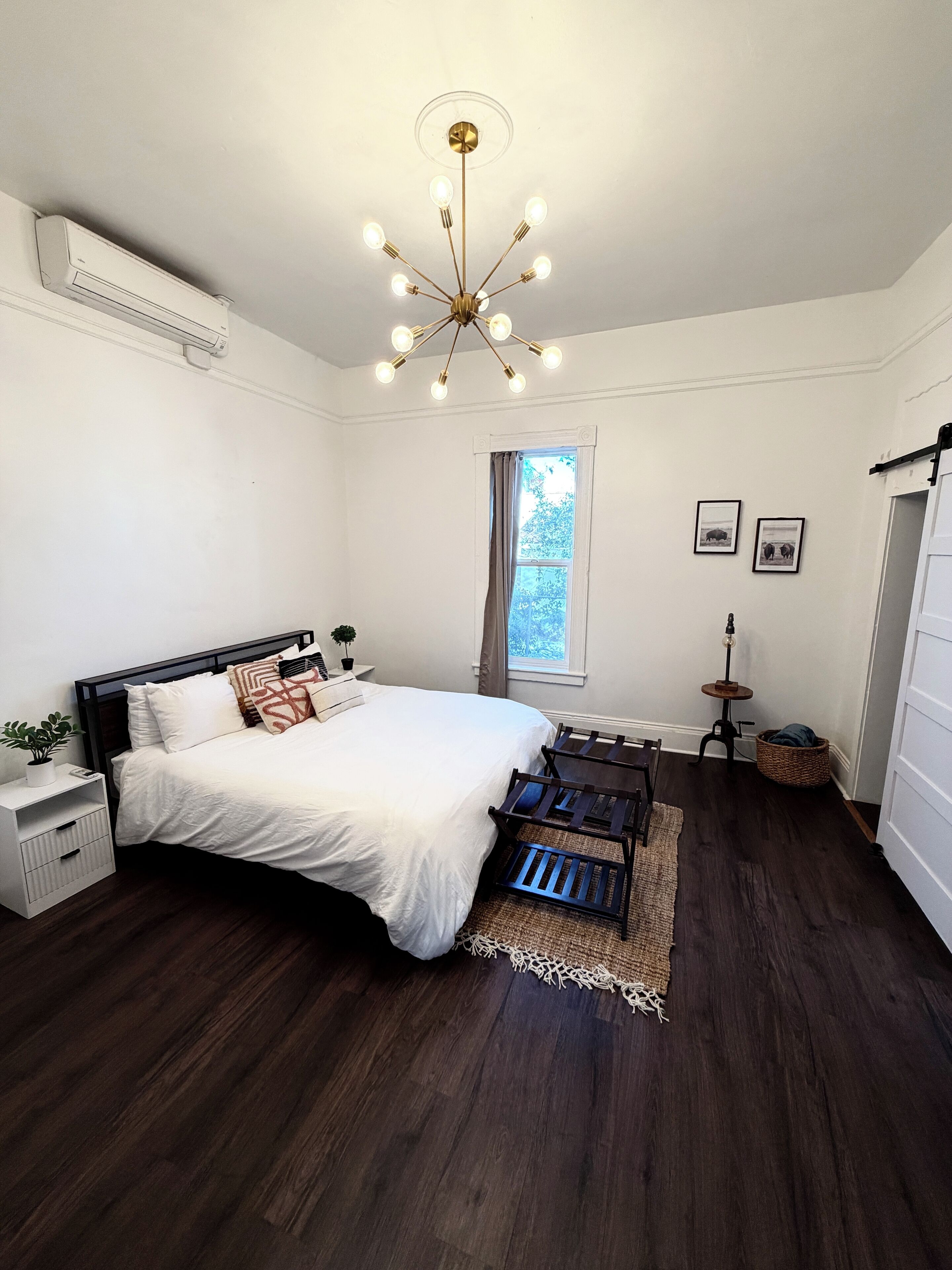 2 dormitorios, tabla de planchar con plancha, wifi y ropa de cama