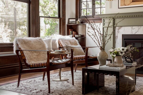 Living room - The Craft House Inn (Santa Barbara)