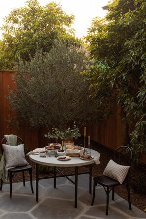 Luxury Suite | Terrace/patio