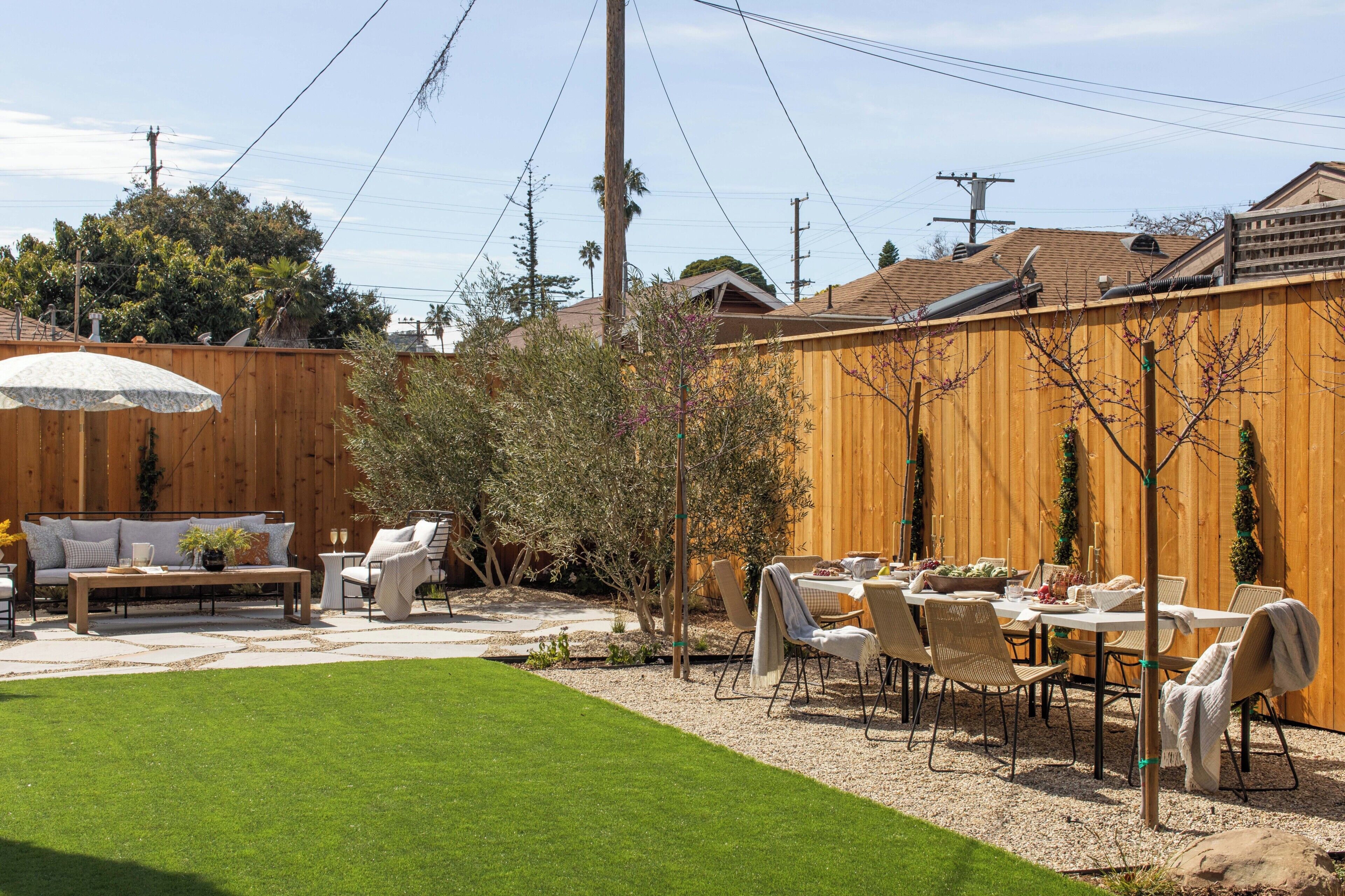 Full Buyout (3 King & 2 Queen Rooms) | Terrace/patio