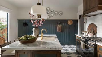 Luxury-Haus | Eigene Küche | Großer Kühlschrank, Mikrowelle, Ofen, Herdplatte