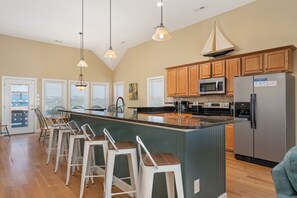 Fridge, microwave, oven, stovetop - Footloose & Fab-Semi-oceanfront, pool, hot tub, rec room, pool table, elevator! (Nags Head)