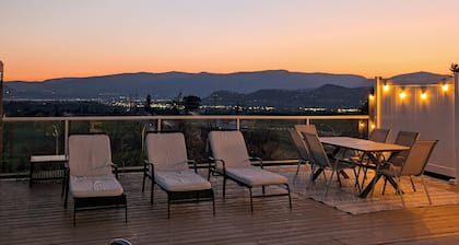 Licensed âą Private Pool âą Sunset Views âą 15 min to Downtown