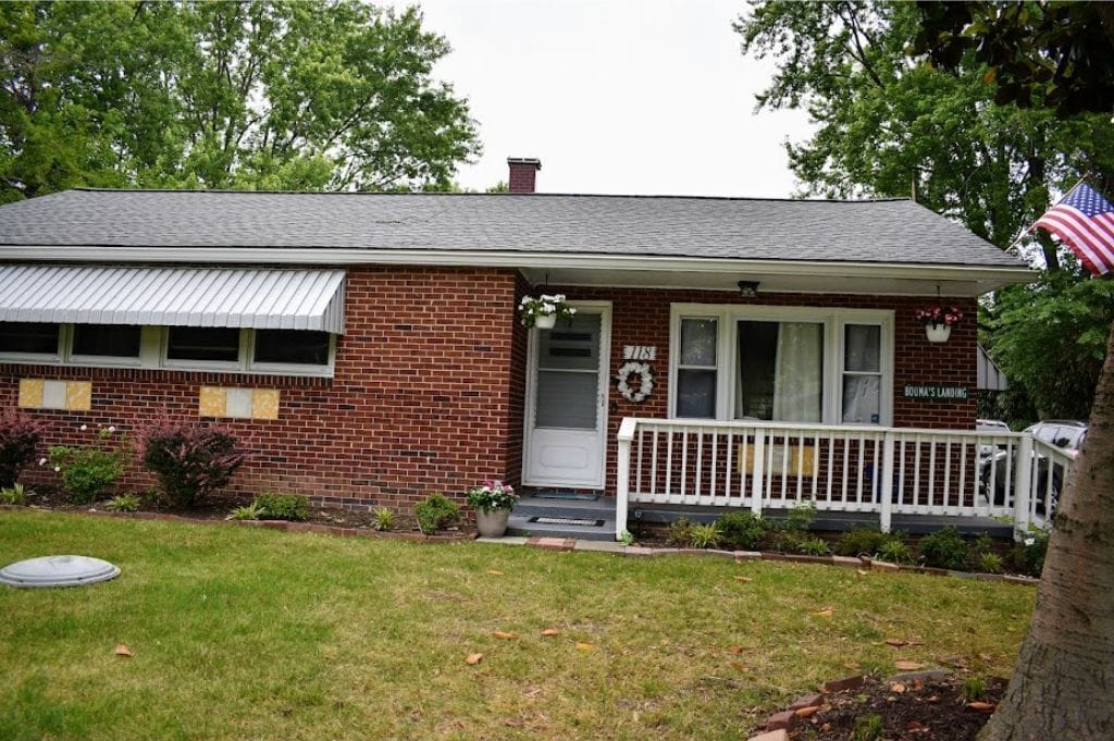 Special Rates. Close to Annapolis. Justin Beach Cottage Retreat